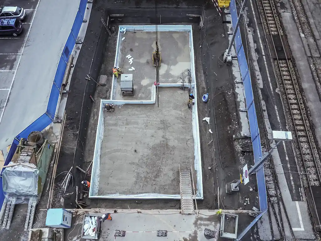 Raiffeisen Bank Neubau, Erdspeicher eTank (Schweiz)